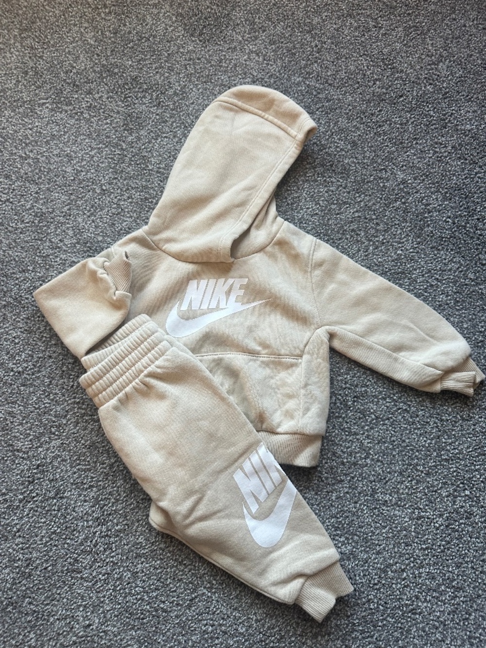 Nike Sweatsuit